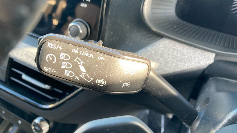 Skoda Kamiq 1.5 TSI SE 5dr DSG Petrol Hatchback